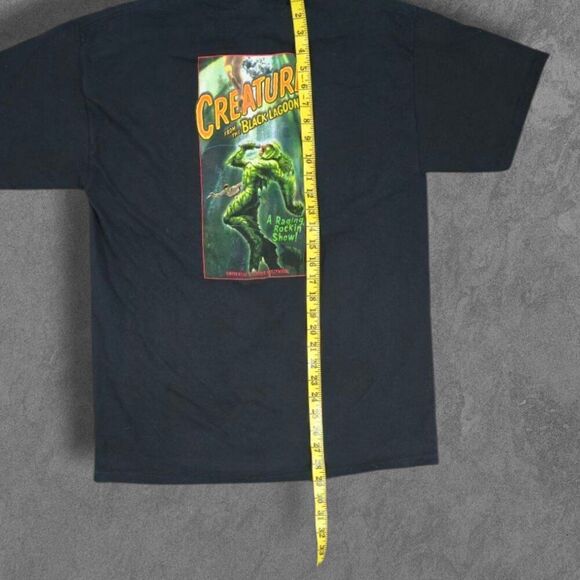 Y2k Creature From The Black Lagoon Raging Rockin Show Production Employee Tshirt - Picture 6 of 7
